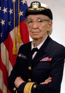 Grace Hopper, a mulher que mudou os rumos da tecnologia com COBOL